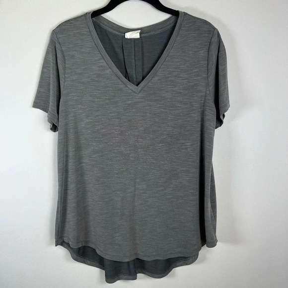 Mod Ref Women's Essential V-Neck Modal Shirt Gray Short Sleeve Back Pleat Small - Picture 1 of 9